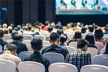 Evento presencial o clásico,100% analógico, desde un lugar concreto